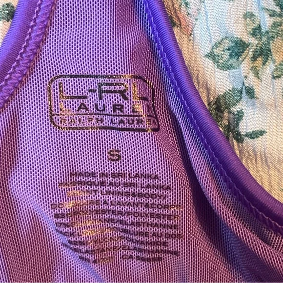 Ralph Lauren athletic top size small - Picture 4 of 4